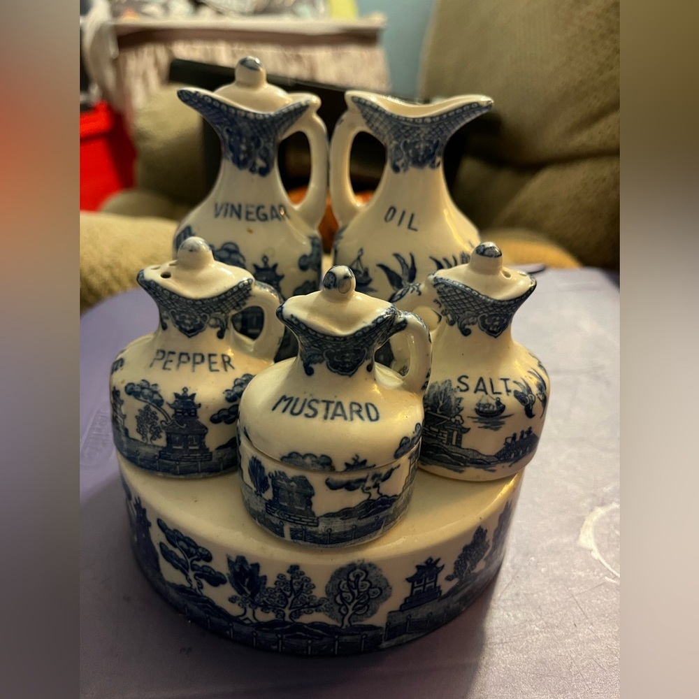 Vintage Blue Willow condiment set